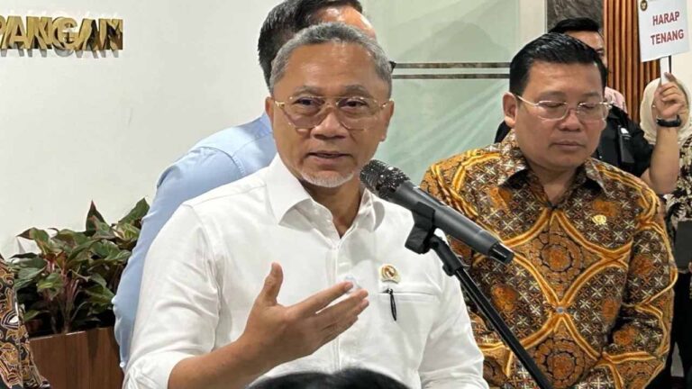 Zulhas sebut impor garam industri kembali dibuka