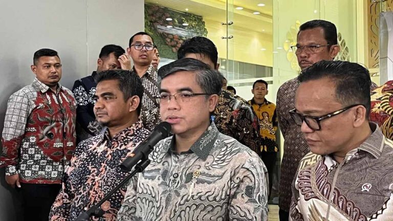 Menaker tegaskan kolaboratif dengan penyelidikan KPK
