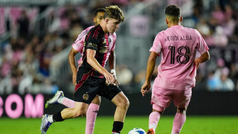 MLS Pekan 36: Inter Miami Pesta 4 Gol, Vancouver Taklukkan Orlando di Menit Akhir