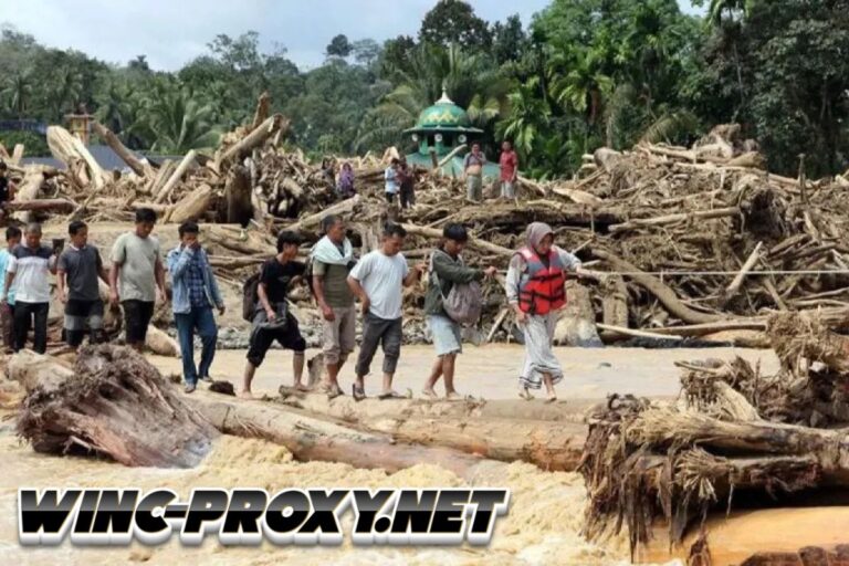 Banjir bandang Sumut: Korban tewas jadi 166, operasi SAR dikebut siang-malam